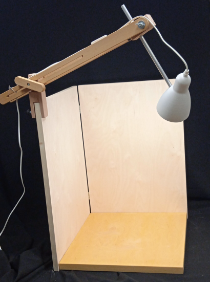 Светильник-прищепка