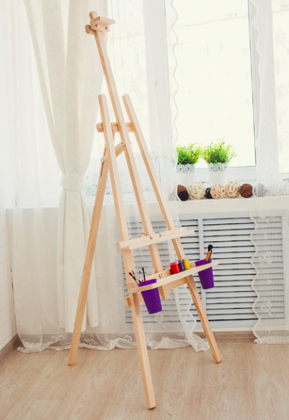 Мольберт Лира высотой 175 см из сосны с полочкой и стаканчиками"DArt's"